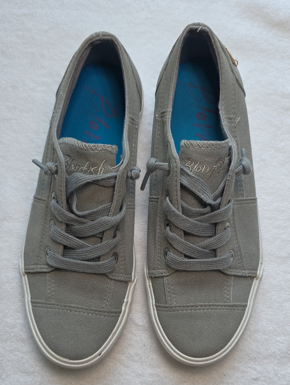 Blowfish Gray Lace-Up Canvas Sneakers with Blue Insole 8